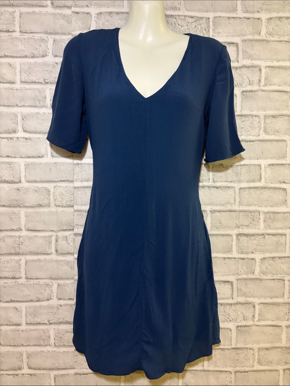 Wilfred Free Deep Blue V-Neck Short Sleeve dress, XS